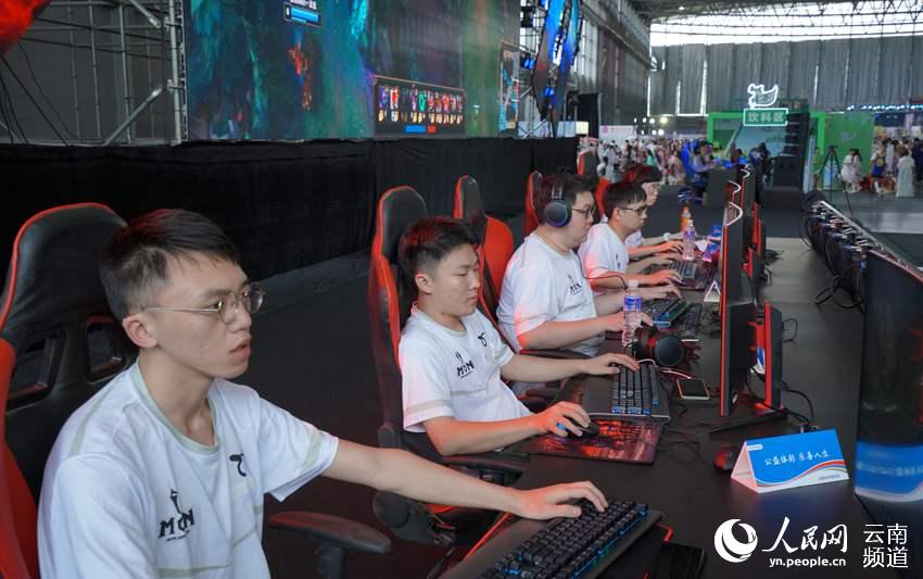 塞维利亚球 塞维利亚球