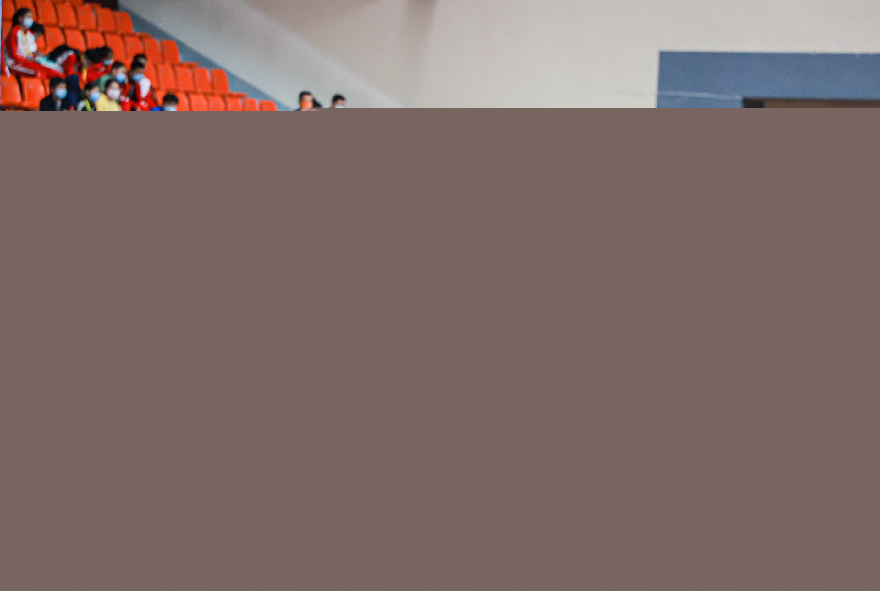 心按下了重 心按下了重