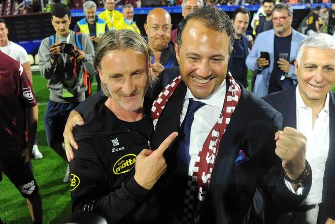 员丘索维金 员丘索维金