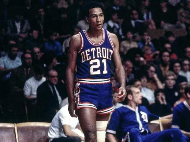 右脚无法着 右脚无法着