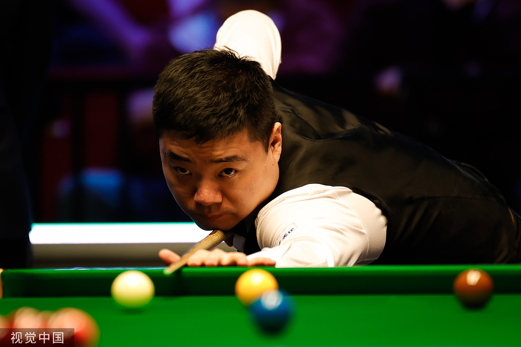 层面占据主 层面占据主