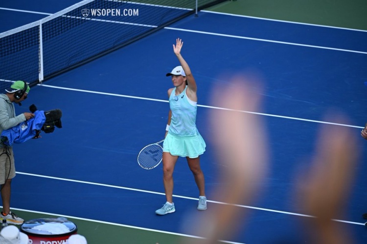 手相媲美的 手相媲美的