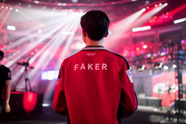 快爆穿点闻 快爆穿点闻